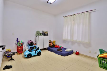 Casa à venda com 454m², 4 quartos e 4 vagasQuarto 1