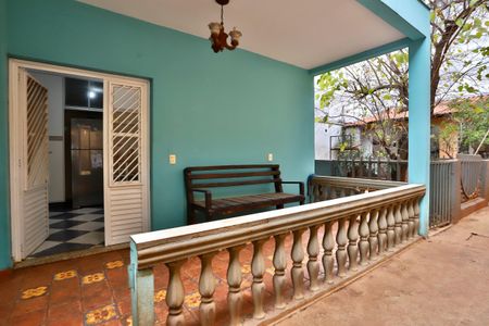 Casa à venda com 454m², 4 quartos e 4 vagasQuintal