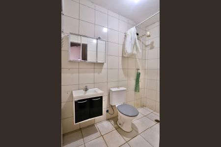 Casa à venda com 454m², 4 quartos e 4 vagasBanheiro de serviço