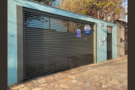 Casa à venda com 454m², 4 quartos e 4 vagasFachada