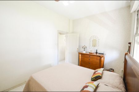 Apartamento à venda com 128m², 3 quartos e sem vagaQuarto 1