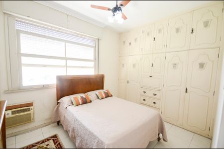 Apartamento à venda com 128m², 3 quartos e sem vagaQuarto 1