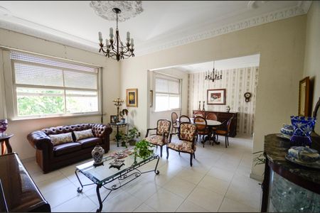 Apartamento à venda com 128m², 3 quartos e sem vagaSala