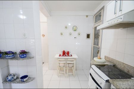 Apartamento à venda com 128m², 3 quartos e sem vagaCozinha