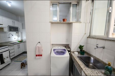 Apartamento à venda com 128m², 3 quartos e sem vagaÁrea de Serviço
