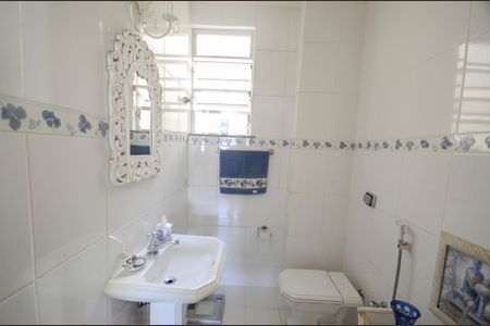 Apartamento à venda com 128m², 3 quartos e sem vagaLavabo
