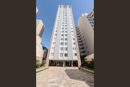 Apartamento à venda com 44m², 1 quarto e 1 vagaFachada