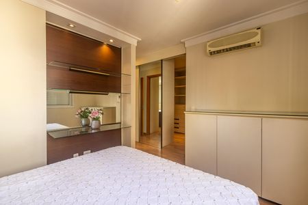 Apartamento para alugar com 198m², 4 quartos e 3 vagas Apartamento para alugar com 198m², 4 quartos e 3 vagasSuíte 3