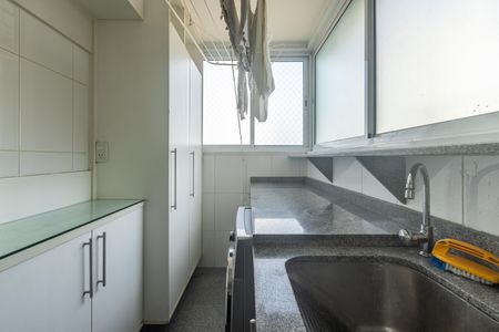 Apartamento para alugar com 198m², 4 quartos e 3 vagas Apartamento para alugar com 198m², 4 quartos e 3 vagasÁrea de Serviço