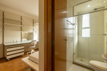 Apartamento para alugar com 198m², 4 quartos e 3 vagas Apartamento para alugar com 198m², 4 quartos e 3 vagasSuíte 1