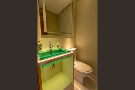 Apartamento para alugar com 198m², 4 quartos e 3 vagas Apartamento para alugar com 198m², 4 quartos e 3 vagasBanheiro Social