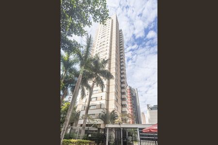 Apartamento para alugar com 198m², 4 quartos e 3 vagas Apartamento para alugar com 198m², 4 quartos e 3 vagasFachada