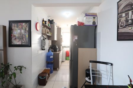Apartamento à venda com 42m², 2 quartos e 1 vagaCozinha e Área de Serviço