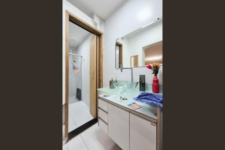 Casa à venda com 125m², 3 quartos e 3 vagasBanheiro Social 