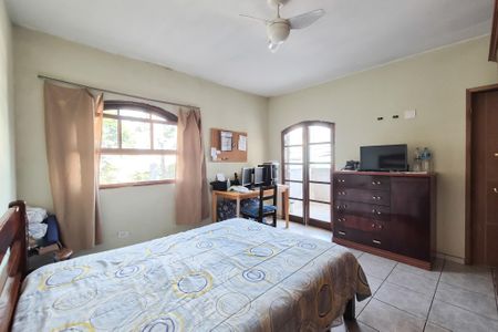 Casa à venda com 125m², 3 quartos e 3 vagasSuíte