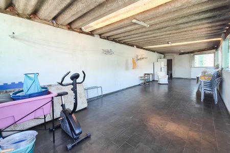 Casa à venda com 125m², 3 quartos e 3 vagasÁrea de Serviço