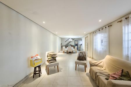 Casa à venda com 125m², 3 quartos e 3 vagasSala