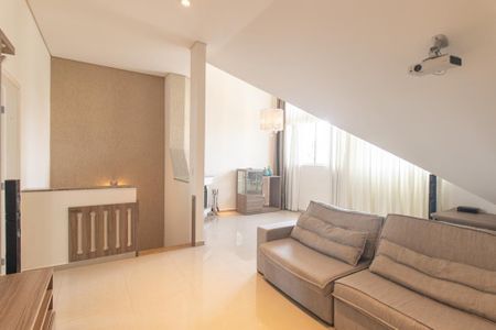 Casa para alugar com 200m², 4 quartos e 2 vagas Casa para alugar com 200m², 4 quartos e 2 vagasSala 2