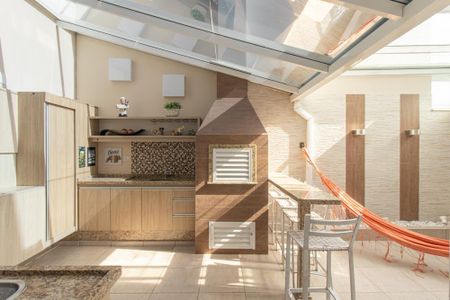 Casa para alugar com 200m², 4 quartos e 2 vagas Casa para alugar com 200m², 4 quartos e 2 vagasVaranda gourmet