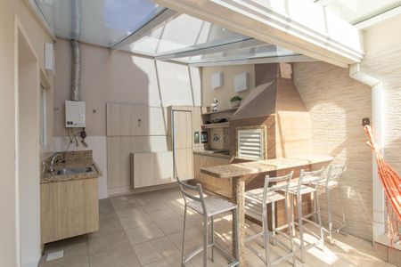 Casa para alugar com 200m², 4 quartos e 2 vagas Casa para alugar com 200m², 4 quartos e 2 vagasVaranda gourmet