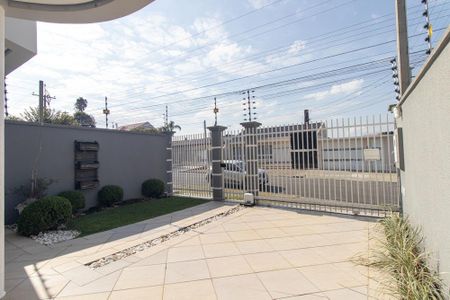 Casa para alugar com 200m², 4 quartos e 2 vagas Casa para alugar com 200m², 4 quartos e 2 vagasJardim