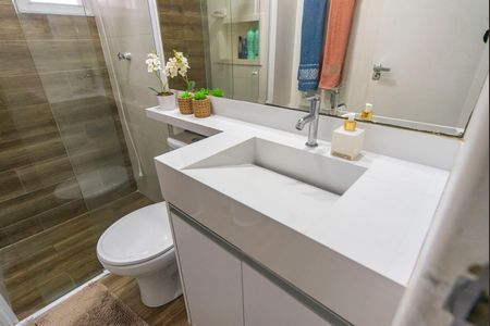 Apartamento à venda com 65m², 2 quartos e 1 vaga Apartamento à venda com 65m², 2 quartos e 1 vagaBanheiro