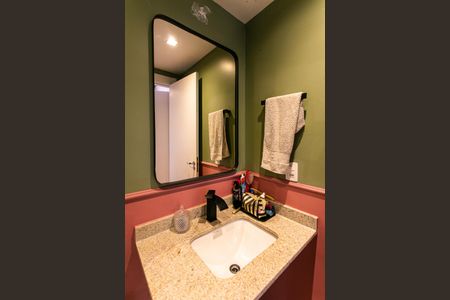 Apartamento à venda com 109m², 2 quartos e 2 vagasBanheiro da Suíte 2
