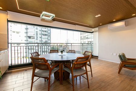Apartamento à venda com 109m², 2 quartos e 2 vagasVaranda gourmet