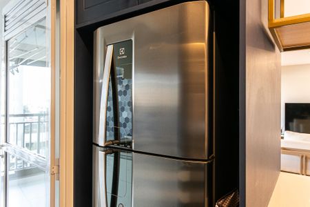 Apartamento à venda com 109m², 2 quartos e 2 vagasCozinha - Geladeira