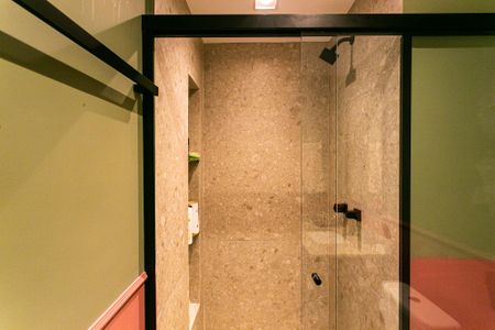 Apartamento à venda com 109m², 2 quartos e 2 vagasBanheiro da Suíte 2