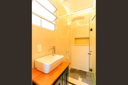 Casa para alugar com 362m², 5 quartos e 3 vagas Casa para alugar com 362m², 5 quartos e 3 vagasLavabo