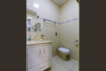 Casa para alugar com 362m², 5 quartos e 3 vagas Casa para alugar com 362m², 5 quartos e 3 vagasBanheiro