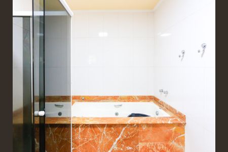 Casa para alugar com 362m², 5 quartos e 3 vagas Casa para alugar com 362m², 5 quartos e 3 vagasBanheiro