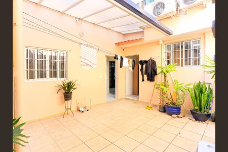 Casa para alugar com 362m², 5 quartos e 3 vagas Casa para alugar com 362m², 5 quartos e 3 vagasÁrea de Serviço