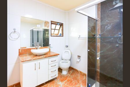 Casa para alugar com 362m², 5 quartos e 3 vagas Casa para alugar com 362m², 5 quartos e 3 vagasBanheiro