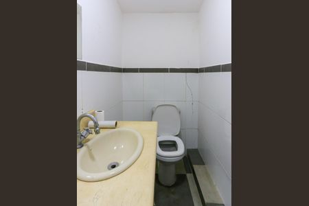 Casa para alugar com 362m², 5 quartos e 3 vagas Casa para alugar com 362m², 5 quartos e 3 vagasLavabo