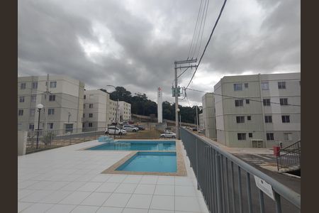 Apartamento para alugar com 45m², 2 quartos e 1 vaga Apartamento para alugar com 45m², 2 quartos e 1 vagaÁrea comum - Piscina
