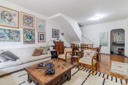 Casa à venda com 164m², 3 quartos e 3 vagasSala