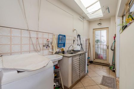 Casa à venda com 164m², 3 quartos e 3 vagasÁrea de Serviço