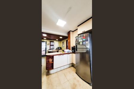 Casa à venda com 440m², 4 quartos e 6 vagasCozinha