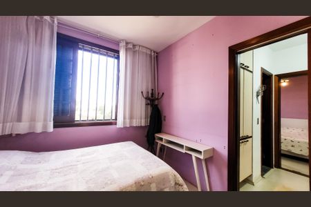 Casa à venda com 440m², 4 quartos e 6 vagasSuíte 2