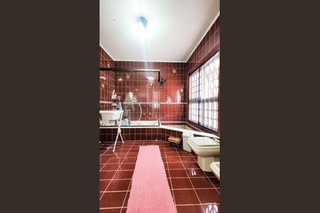 Casa à venda com 440m², 4 quartos e 6 vagasBanheiro da Suíte 4