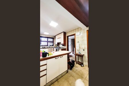 Casa à venda com 440m², 4 quartos e 6 vagasCozinha