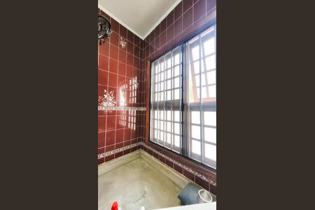 Casa à venda com 440m², 4 quartos e 6 vagasBanheiro da Suíte 4