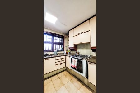 Casa à venda com 440m², 4 quartos e 6 vagasCozinha