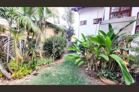 Casa à venda com 440m², 4 quartos e 6 vagasÁrea comum