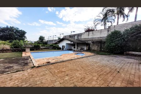 Casa à venda com 440m², 4 quartos e 6 vagasÁrea comum