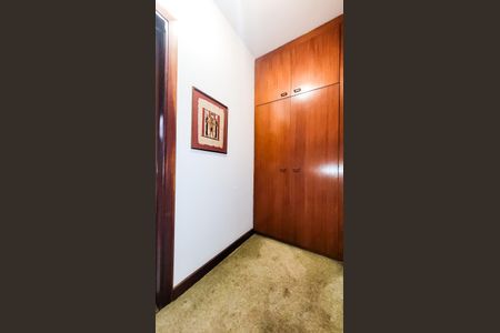 Casa à venda com 440m², 4 quartos e 6 vagasCloset da suíte 1