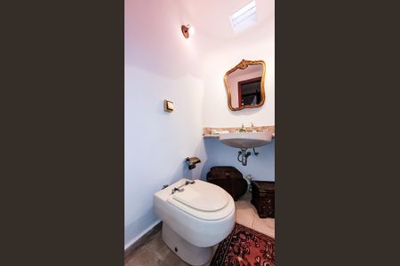 Casa à venda com 440m², 4 quartos e 6 vagasLavabo da Sala de Jantar