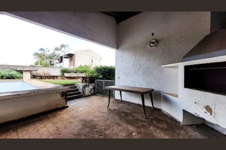 Casa à venda com 440m², 4 quartos e 6 vagasÁrea comum